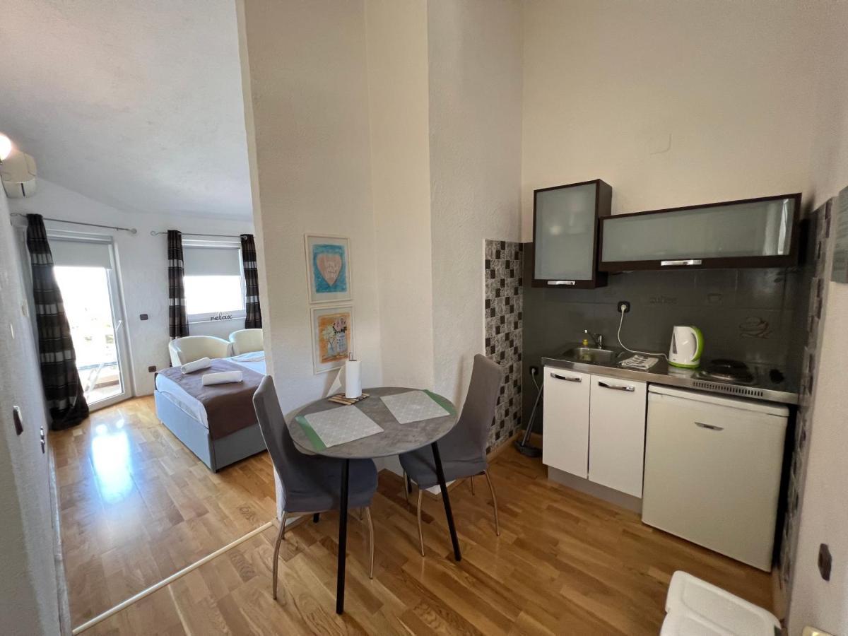 Apartmani Levarda Trogir Zewnętrze zdjęcie